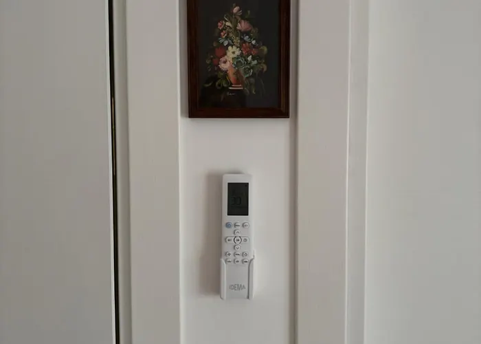 Roomestbb