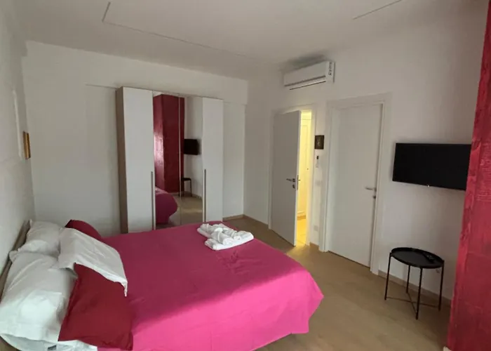 Roomestbb 3*