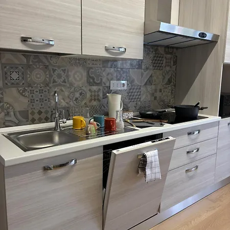 Roomestbb 로마