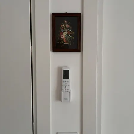Roomestbb
